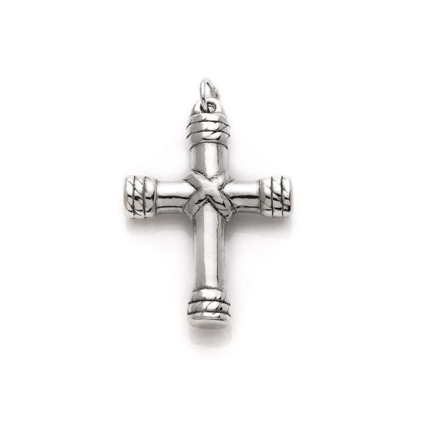 cruz con remates y cruceta central plata
