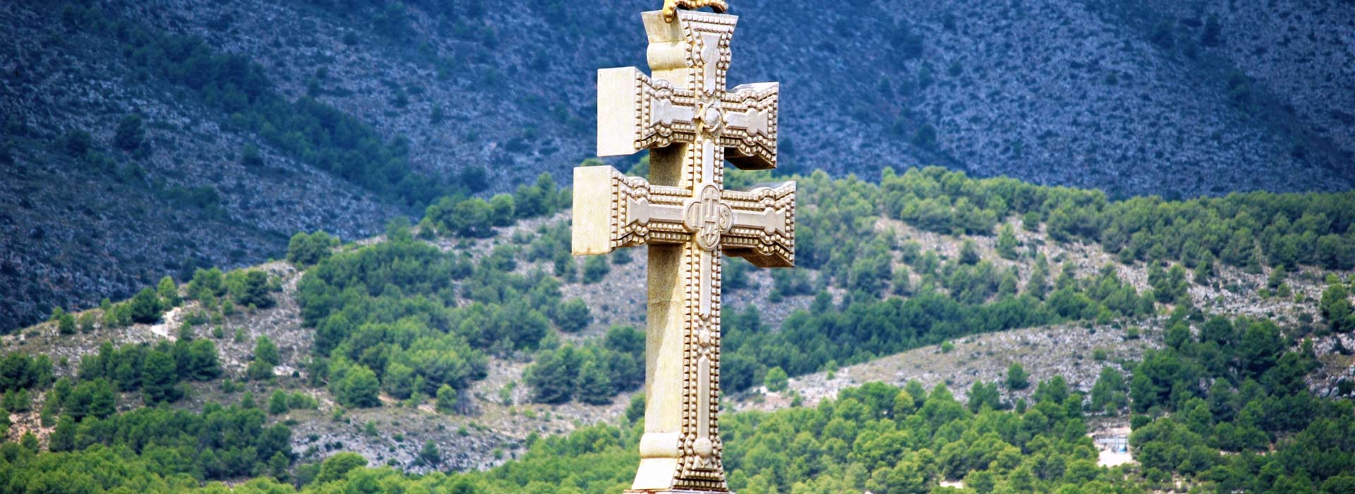 cruz de caravaca significado